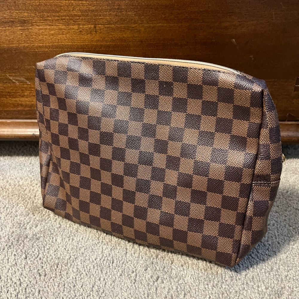 Amazon makeup bag